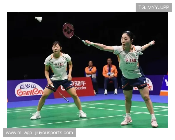 世界羽毛球女团小组赛：五场三胜制多变排兵成关键，羽毛球女团比赛